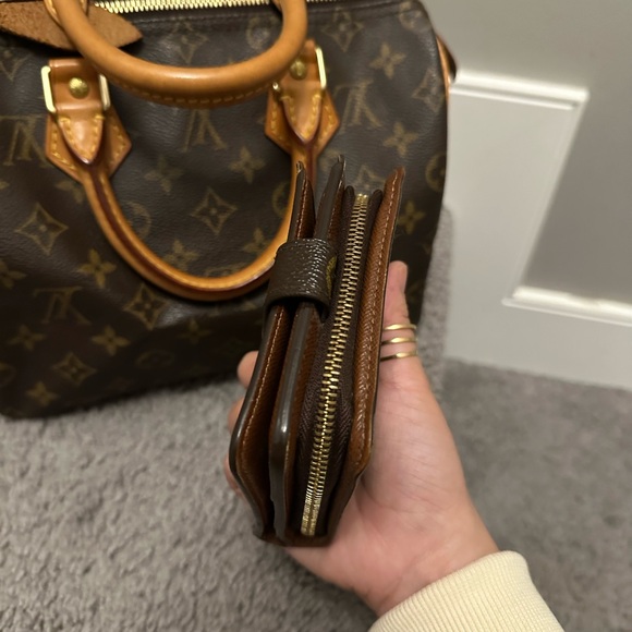 LV SMALL COMPACT WALLET - Picture 5 of 7